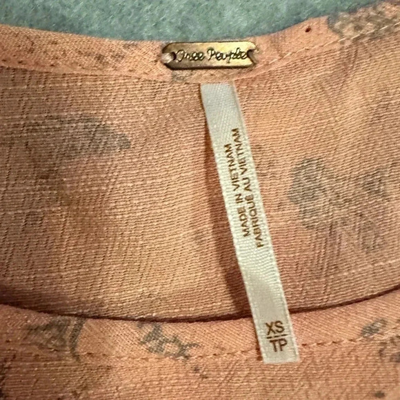 Free people peach tank size XS - Picture 3 of 7
